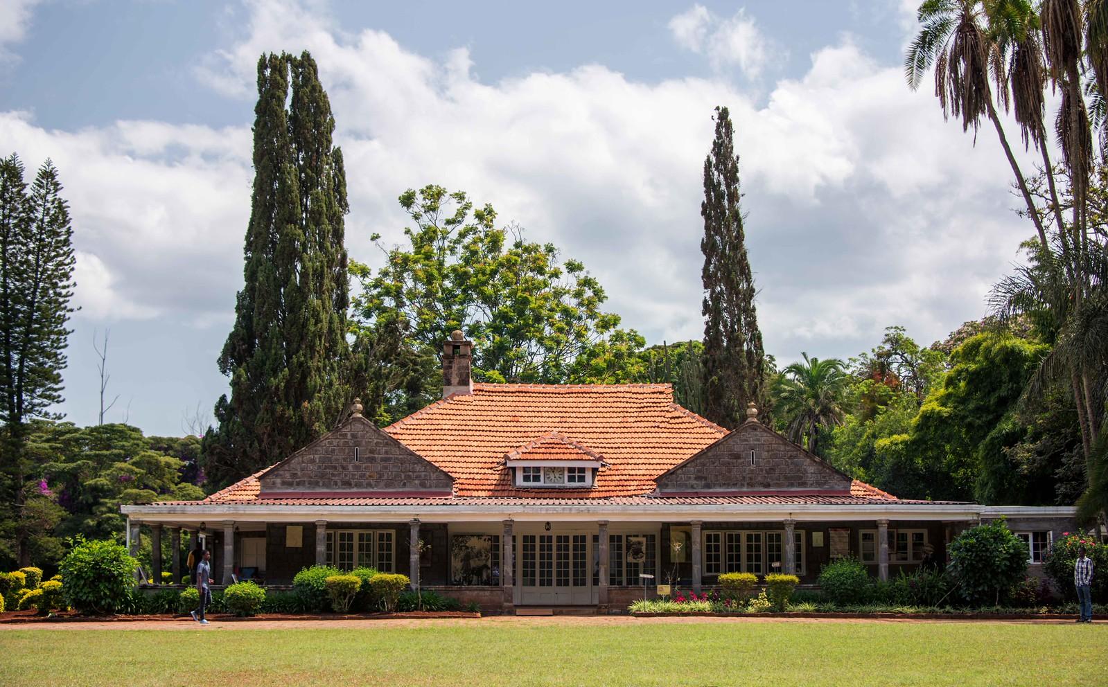 Nairobi's Wildlife Sites, Markets and Tours: Visitor's Complete Guide